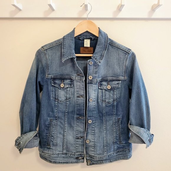 Levi's Jackets & Blazers - Levi's Denim Jacket